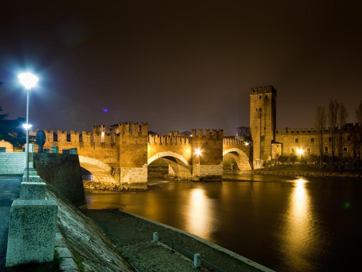 Arena Verona Centro Екстериор снимка